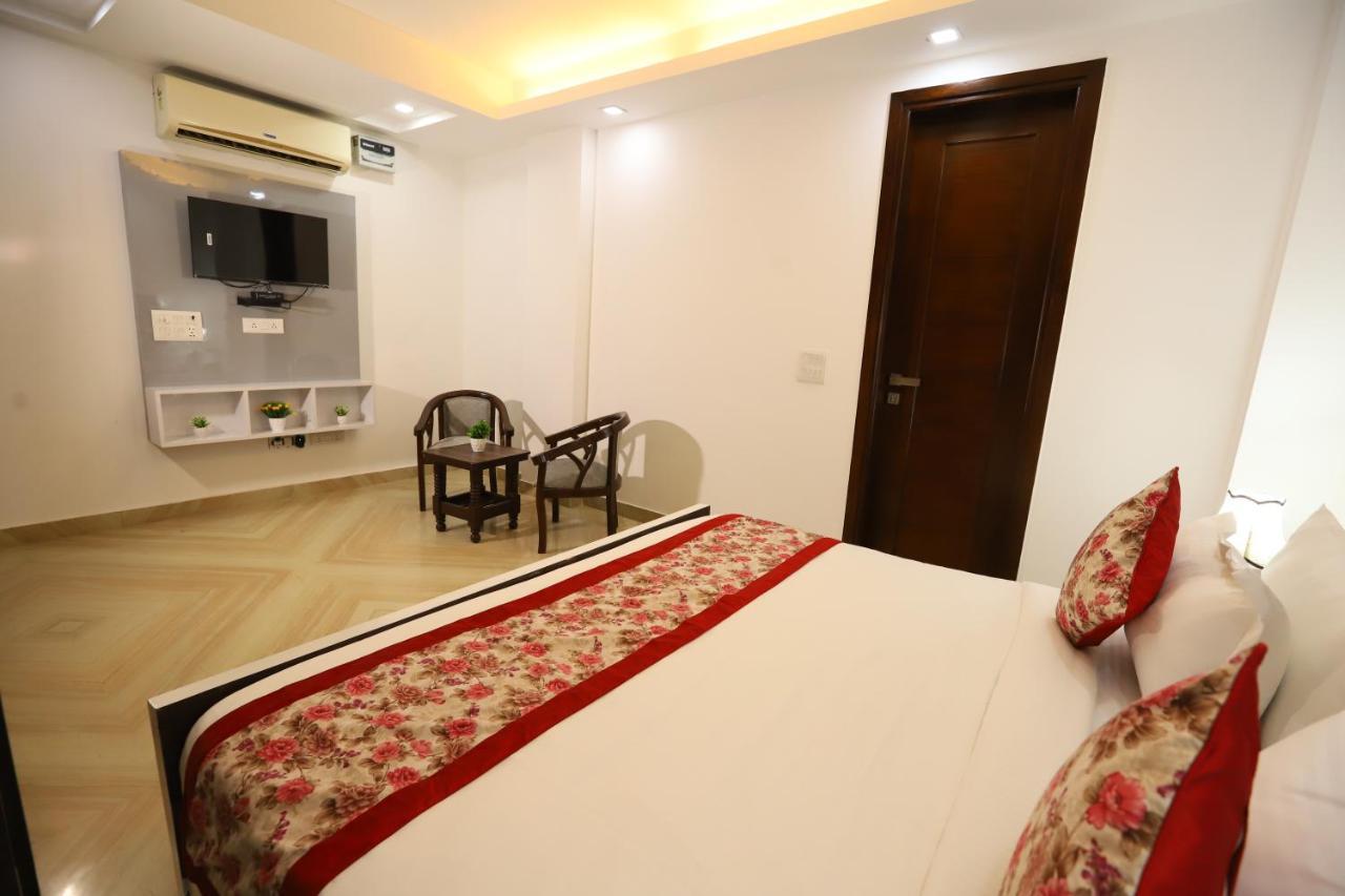 Hotel Nature View Green Park Metro Couple Friendly Neu-Delhi Exterior foto
